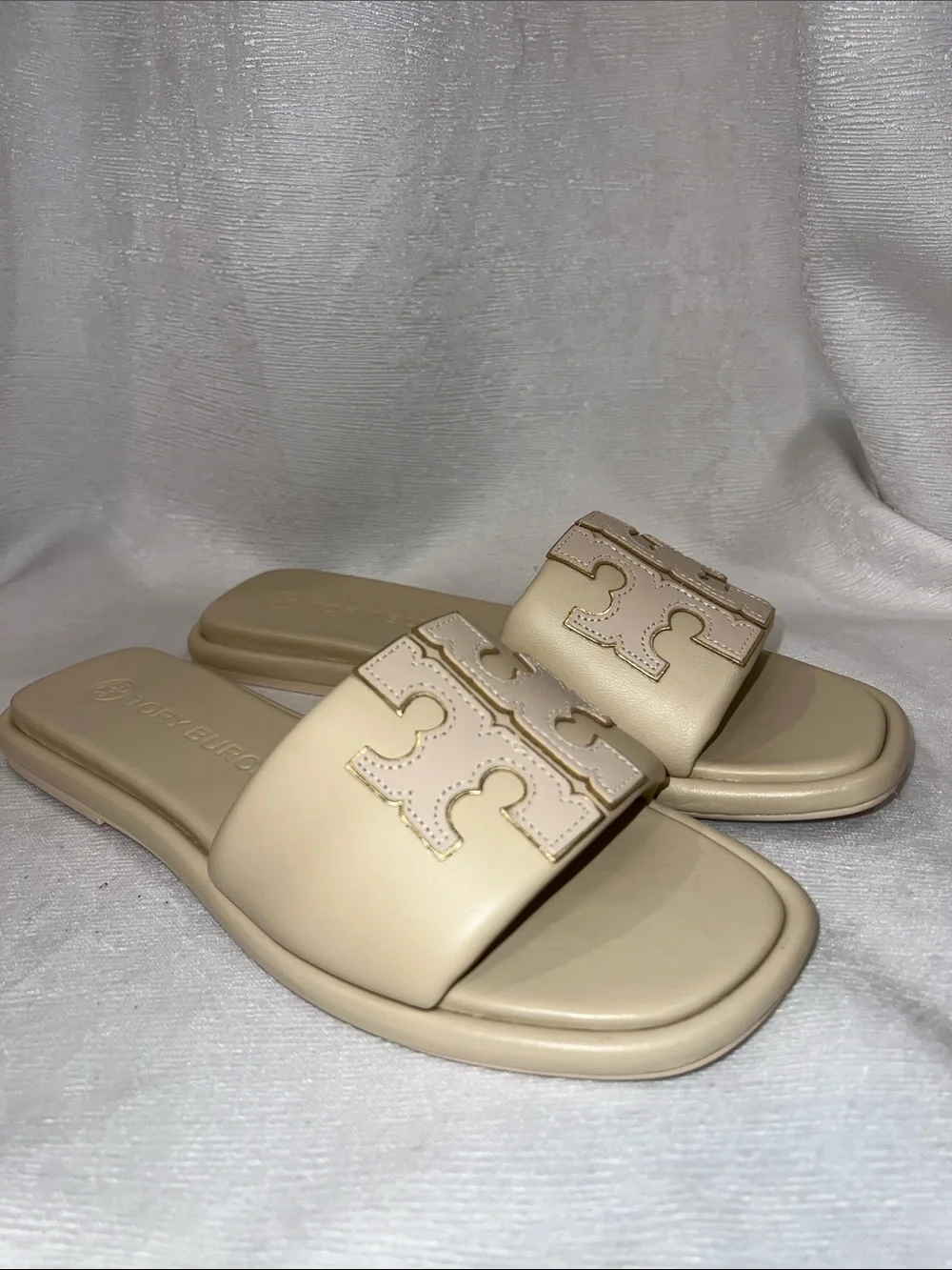 Tory Burch Double-T Monogram Padded Leather Slide Sandals in Light Cream SB9